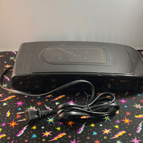 Pre-owned Kinyo VHS rewinder (please see description) - Picture 4 of 8
